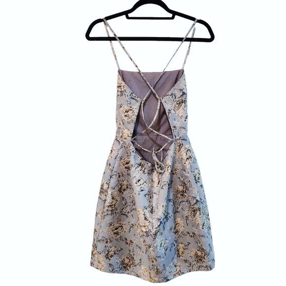 Wayf Cross Tie-Back Mini Dress - Blue Floral - Picture 2 of 4